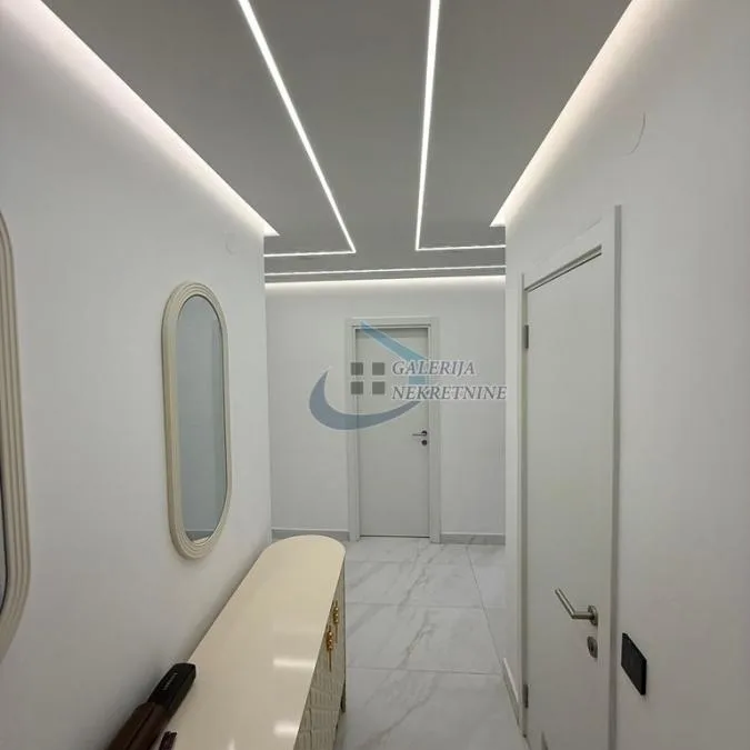 Trosoban stan na prodaju, Đeram Pijaca, Beograd, 70m², 420.000 €