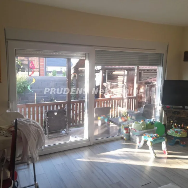 Kuća na prodaju, Surčin, Beograd, 243m², 350.000 €