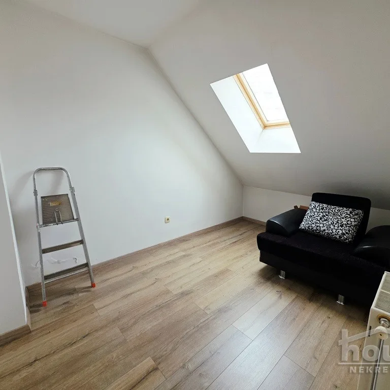 Trosoban stan na prodaju, Nova Detelinara, Novi Sad, 72m², 4. sprat, 187.200 €
