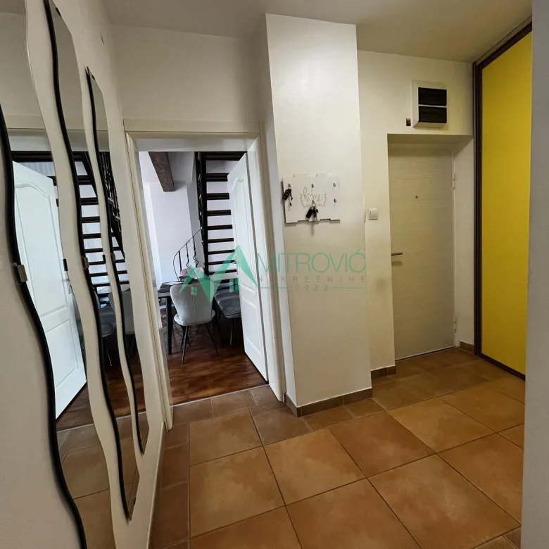 Stan Prodaja Novi Sad  129 m2