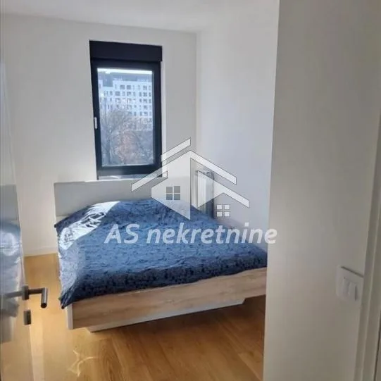 Stan Izdavanje Beograd Tošin Bunar 42 m2
