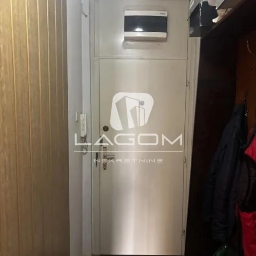 Trosoban stan na prodaju, Blok 70a, Beograd, 67m², 225.000 €