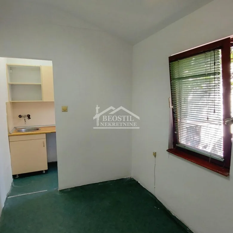 Lokal Izdavanje Beograd Cvetkova Pijaca 74 m2