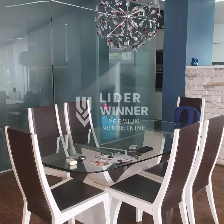Petosoban stan na prodaju, Zvezdarska Šuma, Beograd, 256m², 725.000 €