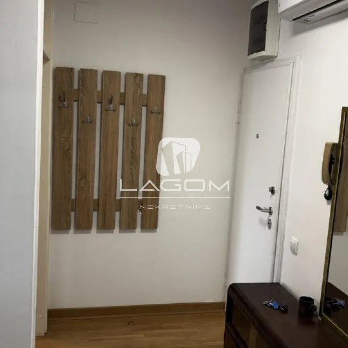 Dvosoban stan na prodaju, Blok 71, Beograd, 67m², 200.000 €