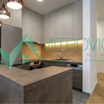 Troiposoban stan za izdavanje, Kej, Novi Sad, 100m², 1.500 €/mes
