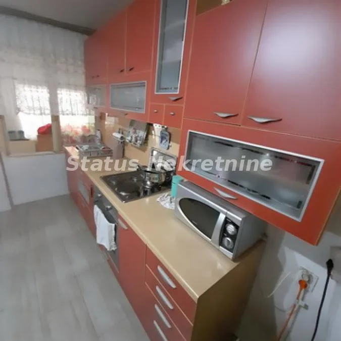 Kuća na prodaju, Futog, Novi Sad, 151m², 257.500 €