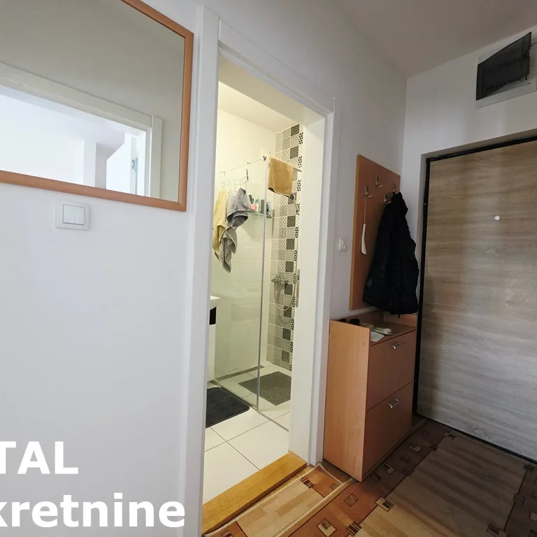Jednoiposoban stan na prodaju, Bulevar Patrijarha Pavla, Novi Sad, 36m², 4. sprat, 125.000 €