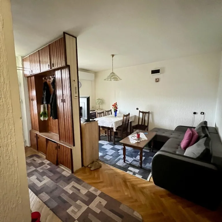 Stan Prodaja Novi Sad  58 m2