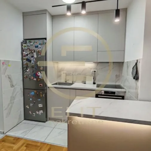 Stan Prodaja Novi Sad  42 m2