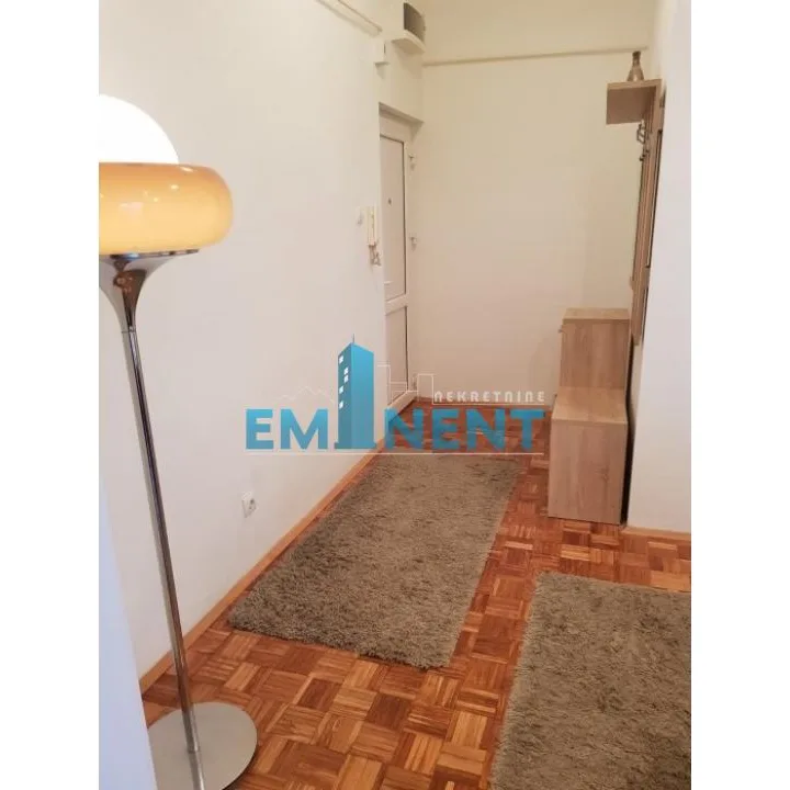 Dvosoban stan za izdavanje, Sava Kovačević, Beograd, 56m², 500 €/mes