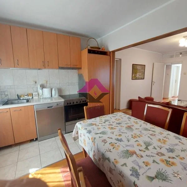 Stan Prodaja Beograd Novi Grad 92 m2