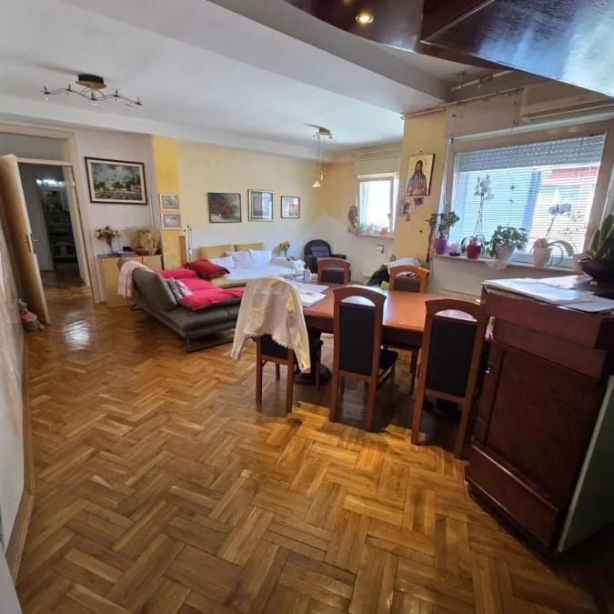 Stan Prodaja Novi Sad  105 m2
