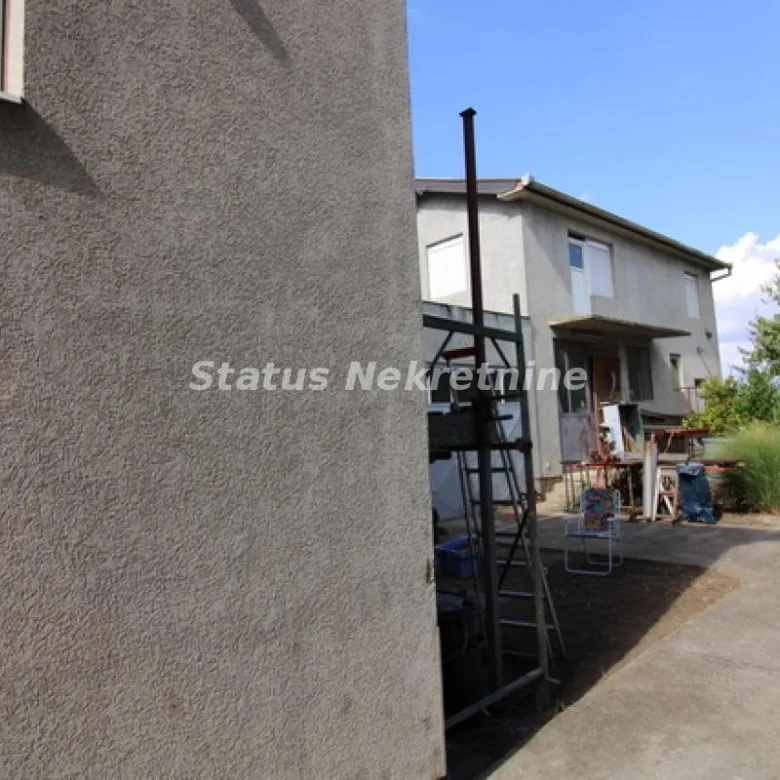 Kuća na prodaju, Zrenjanin, 332m², 175.000 €