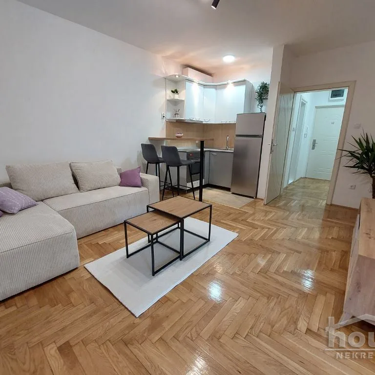 Stan Prodaja Novi Sad  36 m2