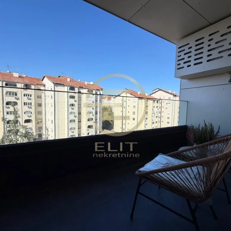 Trosoban stan za izdavanje, Sajmište, Novi Sad, 72m², 1.300 €/mes