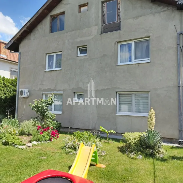 Kuća na prodaju, Jakovo, Beograd, 371m², 240.000 €