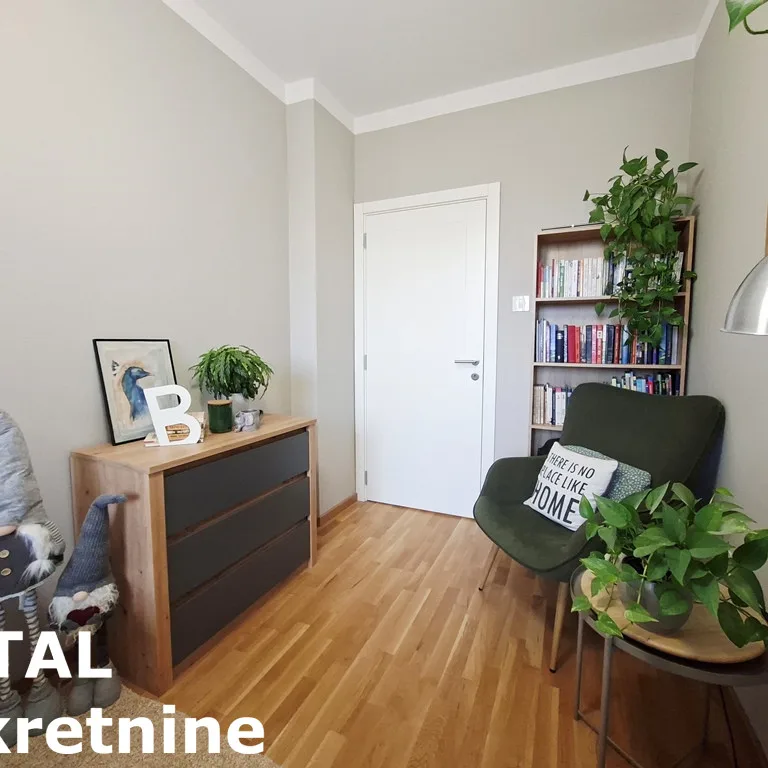 Trosoban stan na prodaju, Avijatičarsko Naselje, Novi Sad, 60m², 3. sprat, 185.900 €