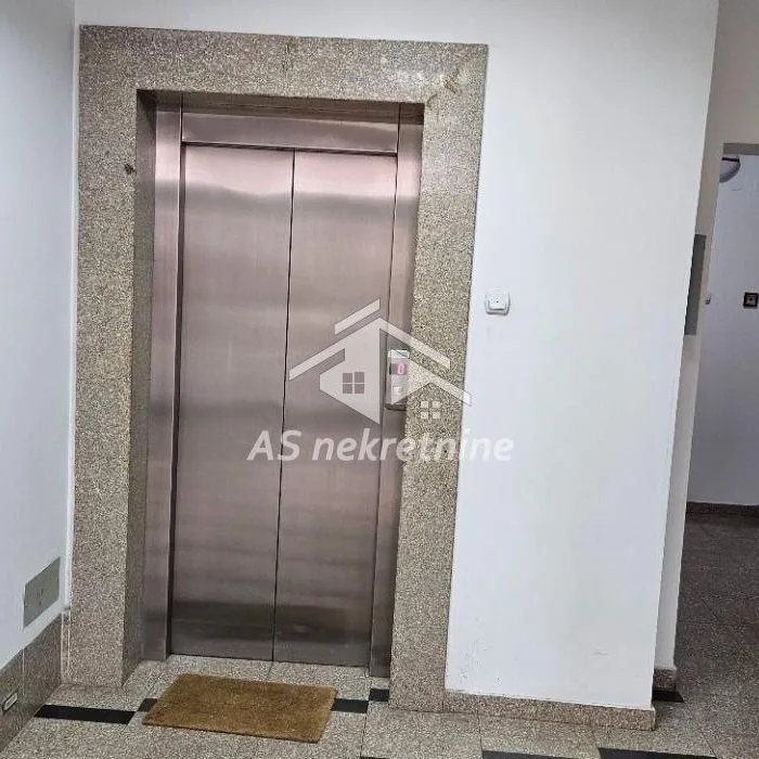 Četvorosoban stan za izdavanje, Tašmajdan, Beograd, 136m², 1.750 €/mes