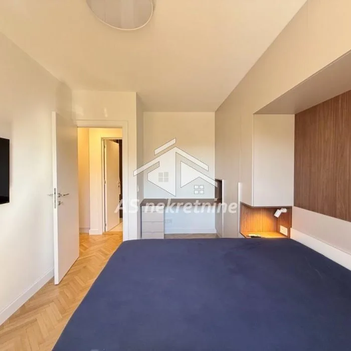 Četvorosoban stan za izdavanje, Bežanijska Kosa 2, Beograd, 90m², 4. sprat, 2.200 €/mes