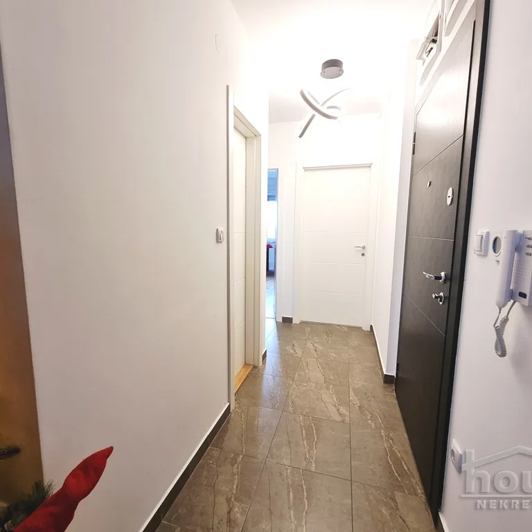 Trosoban stan na prodaju, Tatarsko Brdo, Novi Sad, 58m², 2. sprat, 162.000 €
