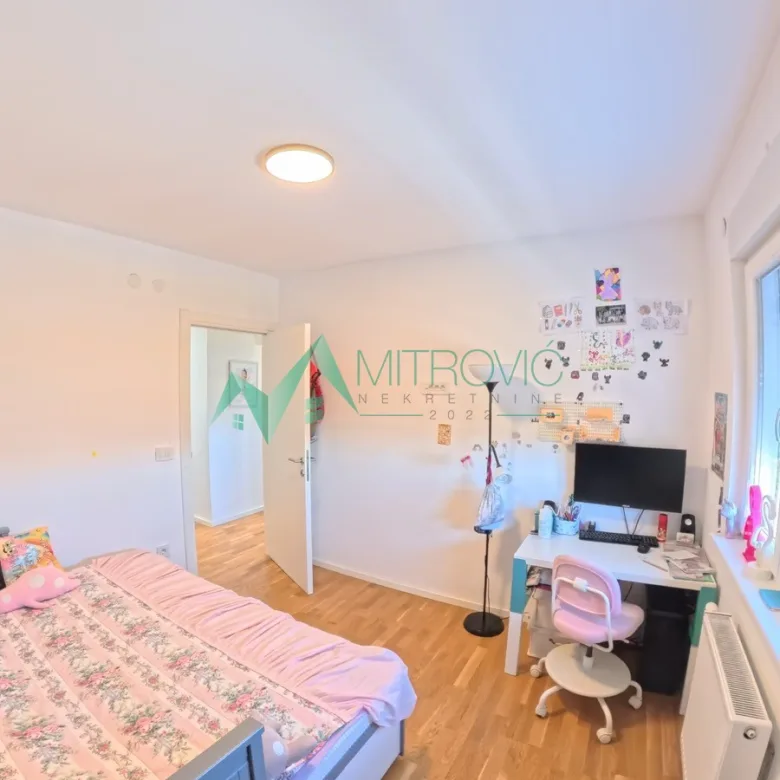 Četvorosoban stan na prodaju, Novo Naselje, Novi Sad, 88m², 386.250 €