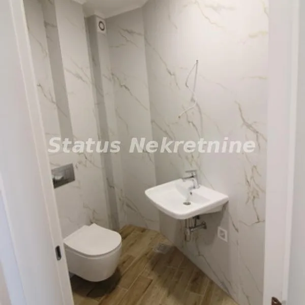 Četvorosoban stan na prodaju, Novi Sad, 105m², 344.998 €