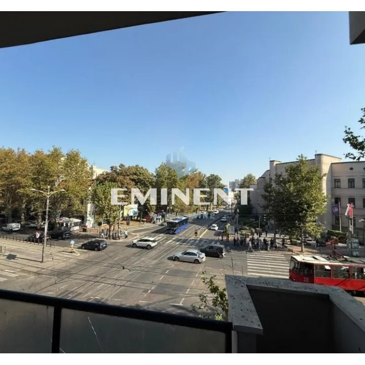 Dvosoban stan za izdavanje, Pravni Fakultet – Vračar, Beograd, 80m², 1.000 €/mes