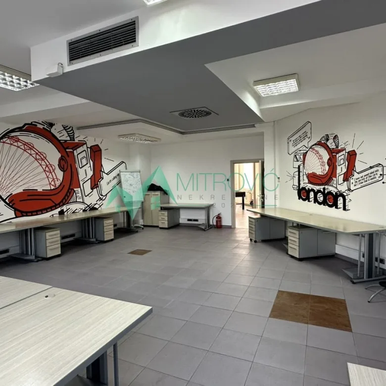 Lokal Prodaja Novi Sad  282 m2