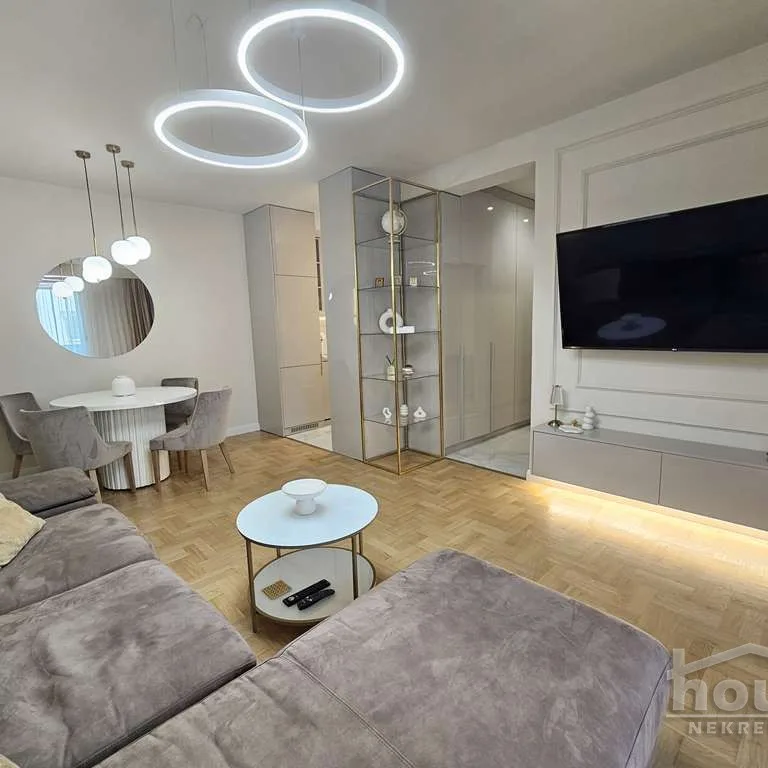Stan Prodaja Novi Sad  50 m2