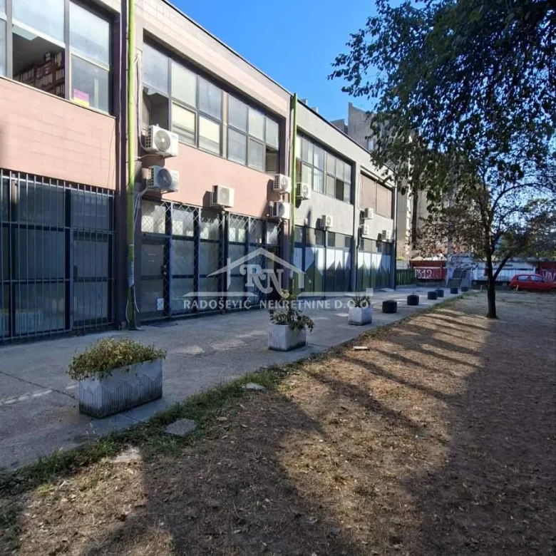 Lokal za izdavanje, Blok 22, Beograd, 30m², 480 €/mes