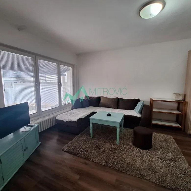 Stan Prodaja Novi Sad  60 m2