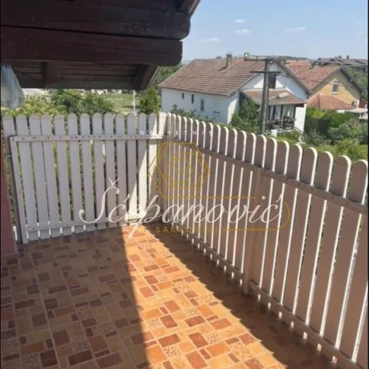 Kuća na prodaju, Kać, Novi Sad, 326m², 260.000 €