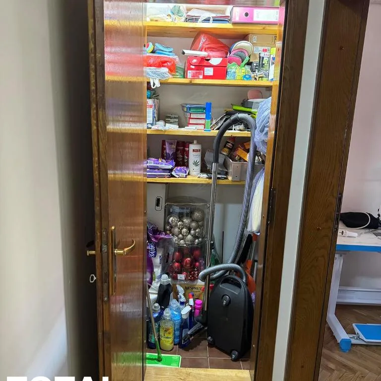 Trosoban stan na prodaju, Savina, Novi Sad, 73m², 3. sprat, 185.000 €