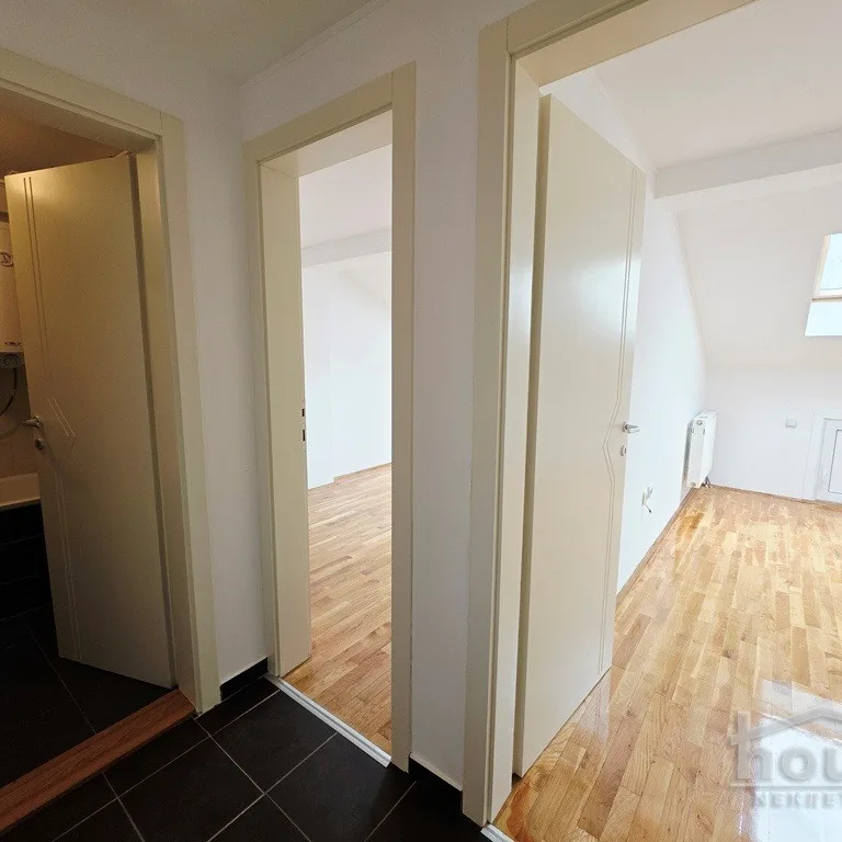 Četvorosoban stan na prodaju, Bulevar Evrope, Novi Sad, 96m², 3. sprat, 185.000 €