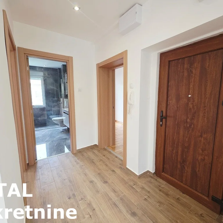 Dvoiposoban stan na prodaju, Grbavica, Novi Sad, 49m², 3. sprat, 145.900 €