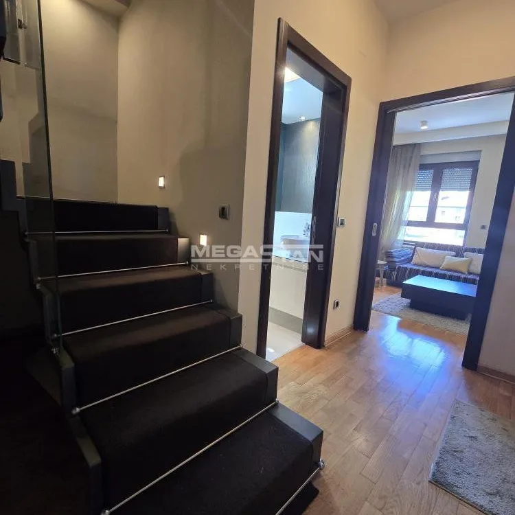 Petosoban stan na prodaju, Crveni Krst, Beograd, 160m², 590.000 €