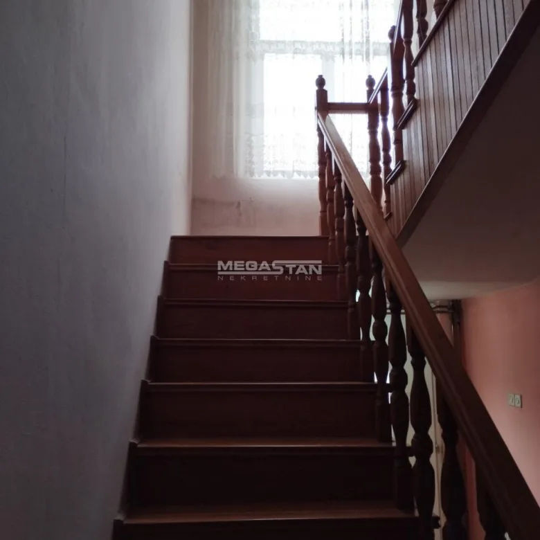 Kuća na prodaju, Margita, Pančevo, 200m², 220.000 €