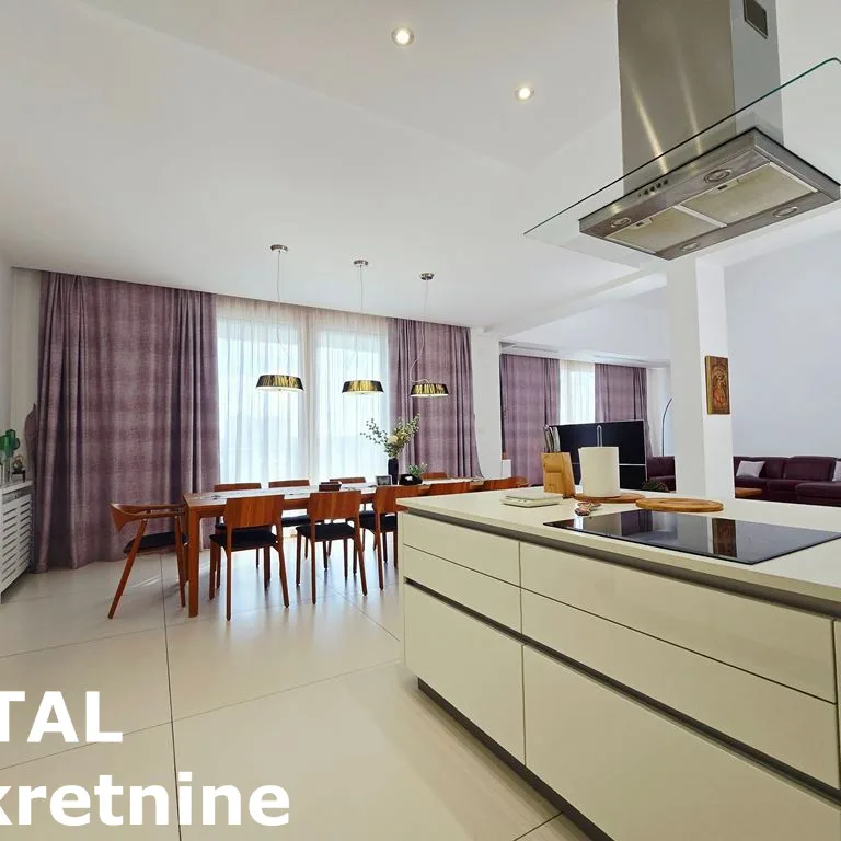 Višesoban stan na prodaju, Centar, Novi Sad, 352m², 5. sprat, 1.573.840 €