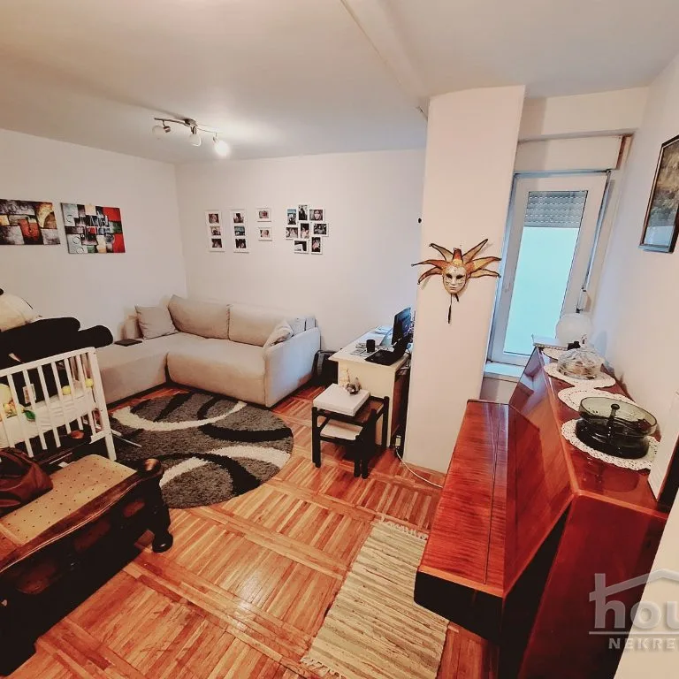 Troiposoban stan na prodaju, Bulevar Oslobođenja, Novi Sad, 80m², 5. sprat, 208.000 €