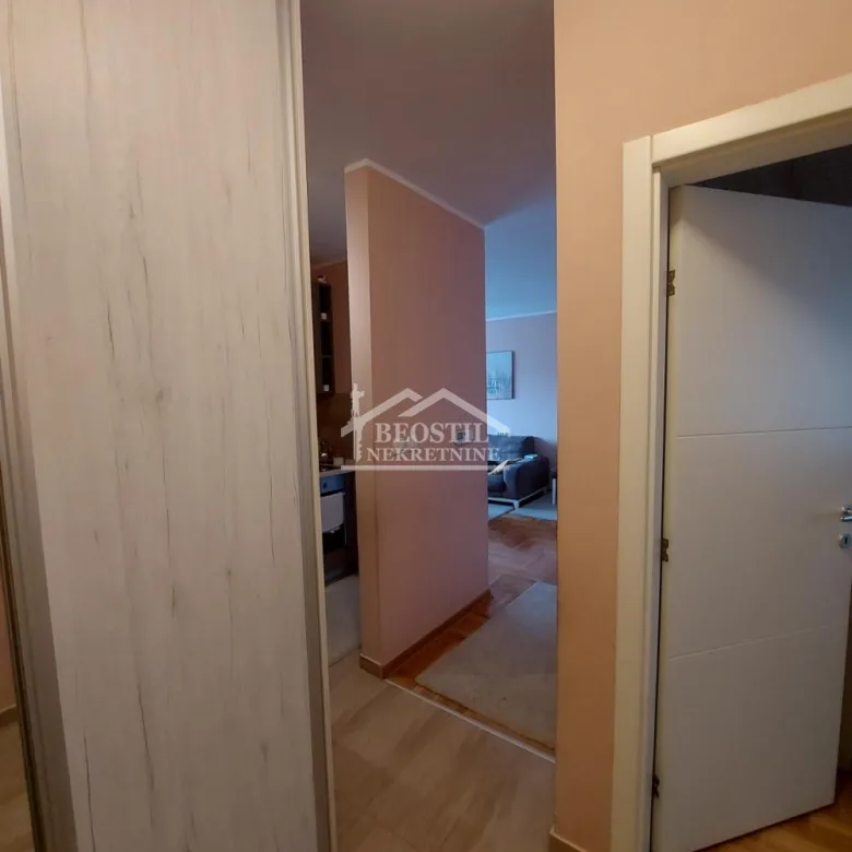 Trosoban stan na prodaju, Mirijevo, Beograd, 52m², 148.000 €