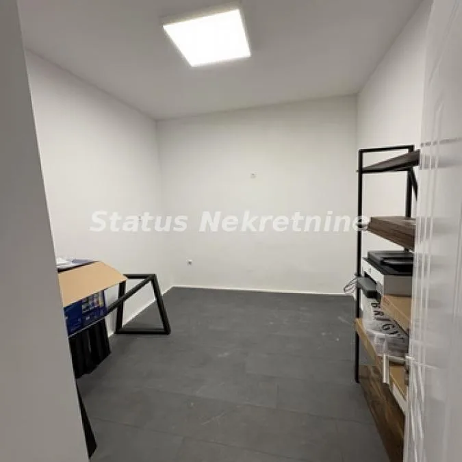 Lokal za izdavanje, Centar, Novi Sad, 120m², 1.100 €/mes