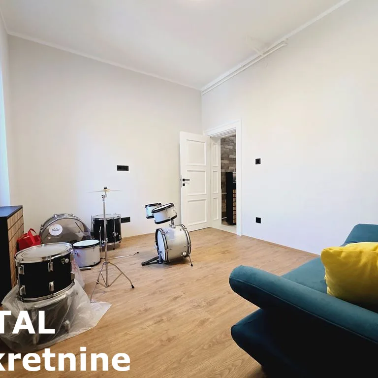 Trosoban stan na prodaju, Centar, Novi Sad, 100m², 345.000 €