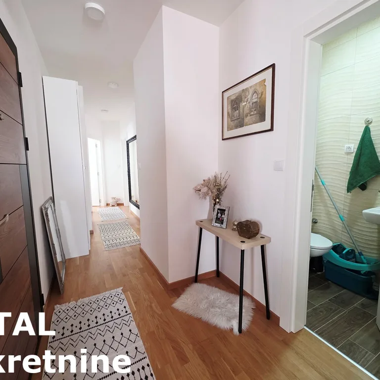 Troiposoban stan na prodaju, Lipov Gaj, Novi Sad, 72m², 1. sprat, 144.000 €
