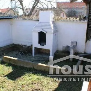 Kuća za izdavanje, Salajka, Novi Sad, 220m², 1.300 €/mes