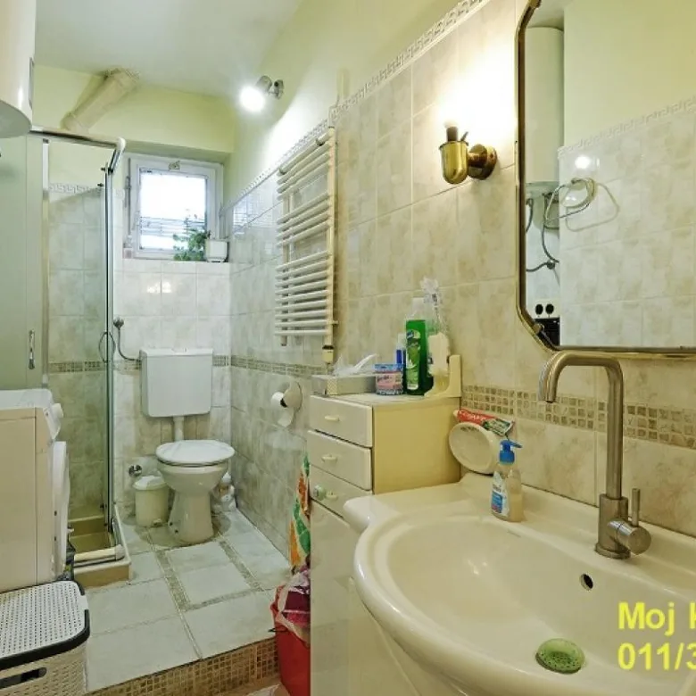 Dvoiposoban stan na prodaju, Južni Bulevar, Beograd, 65m², 235.000 €