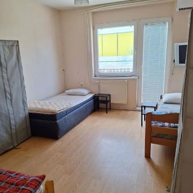 Kuća na prodaju, Šimanovci, Pećinci, 902m², 450.000 €