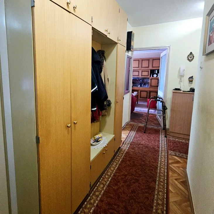 Trosoban stan na prodaju, Centar, Novi Sad, 71m², 17. sprat, 177.500 €
