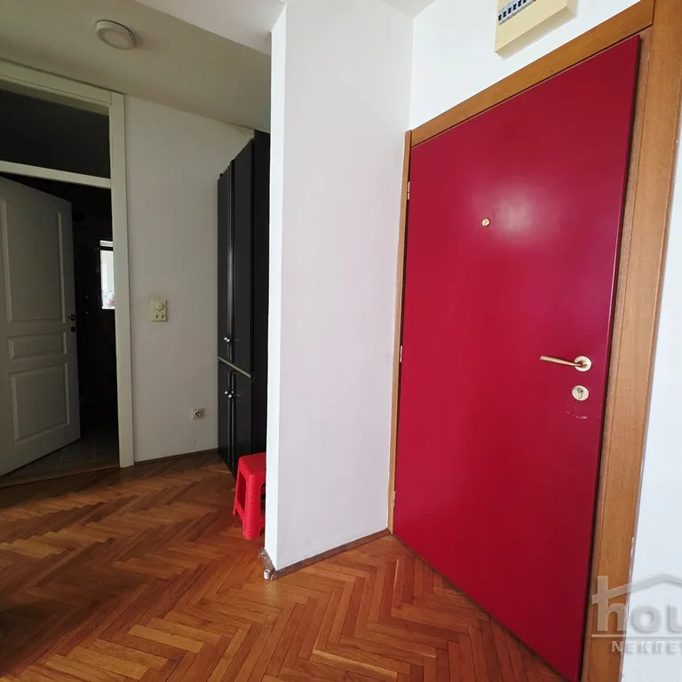 Dvosoban stan na prodaju, Bulevar Oslobođenja, Novi Sad, 53m², 185.500 €