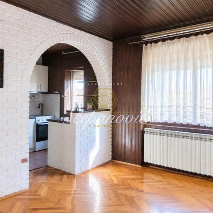 Kuća Prodaja Ruma  71 m2
